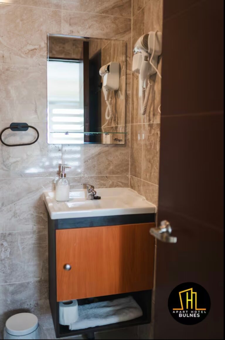 apart hotel bulnes & lodge